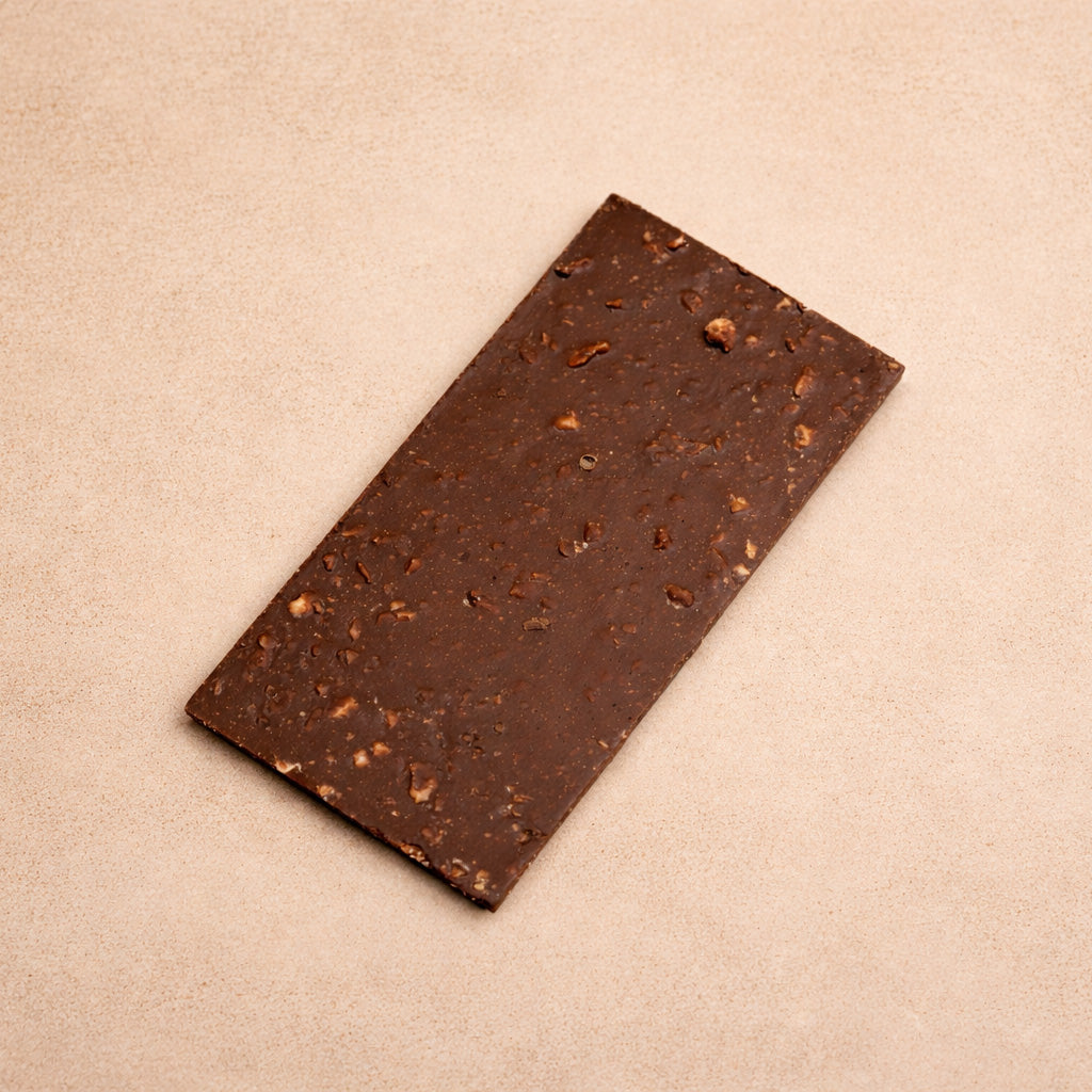 44% Milk chocolate: Caramelized Hazelnuts